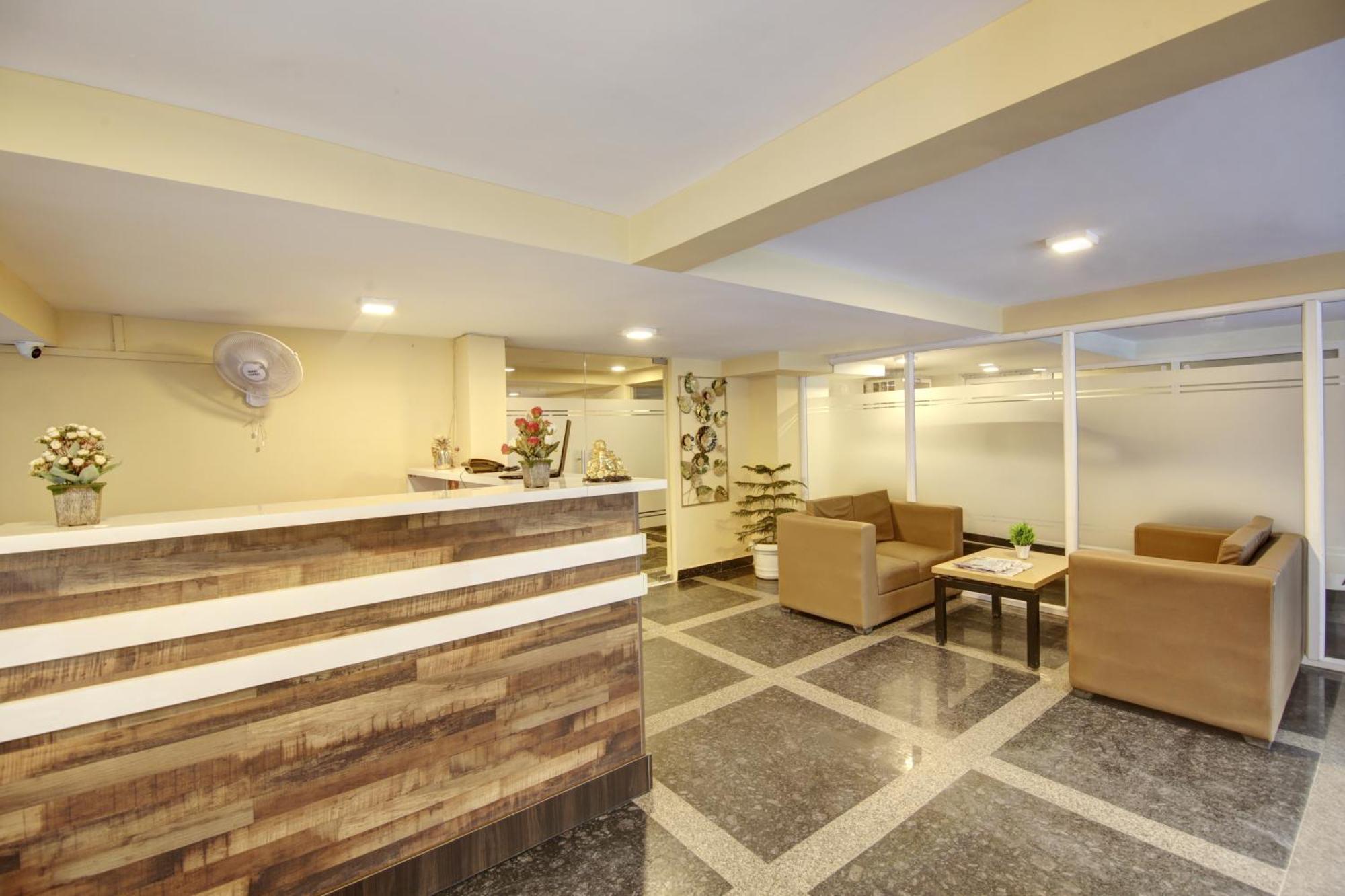 Limewood Stay - Executive Huda City Center 구르가온 외부 사진