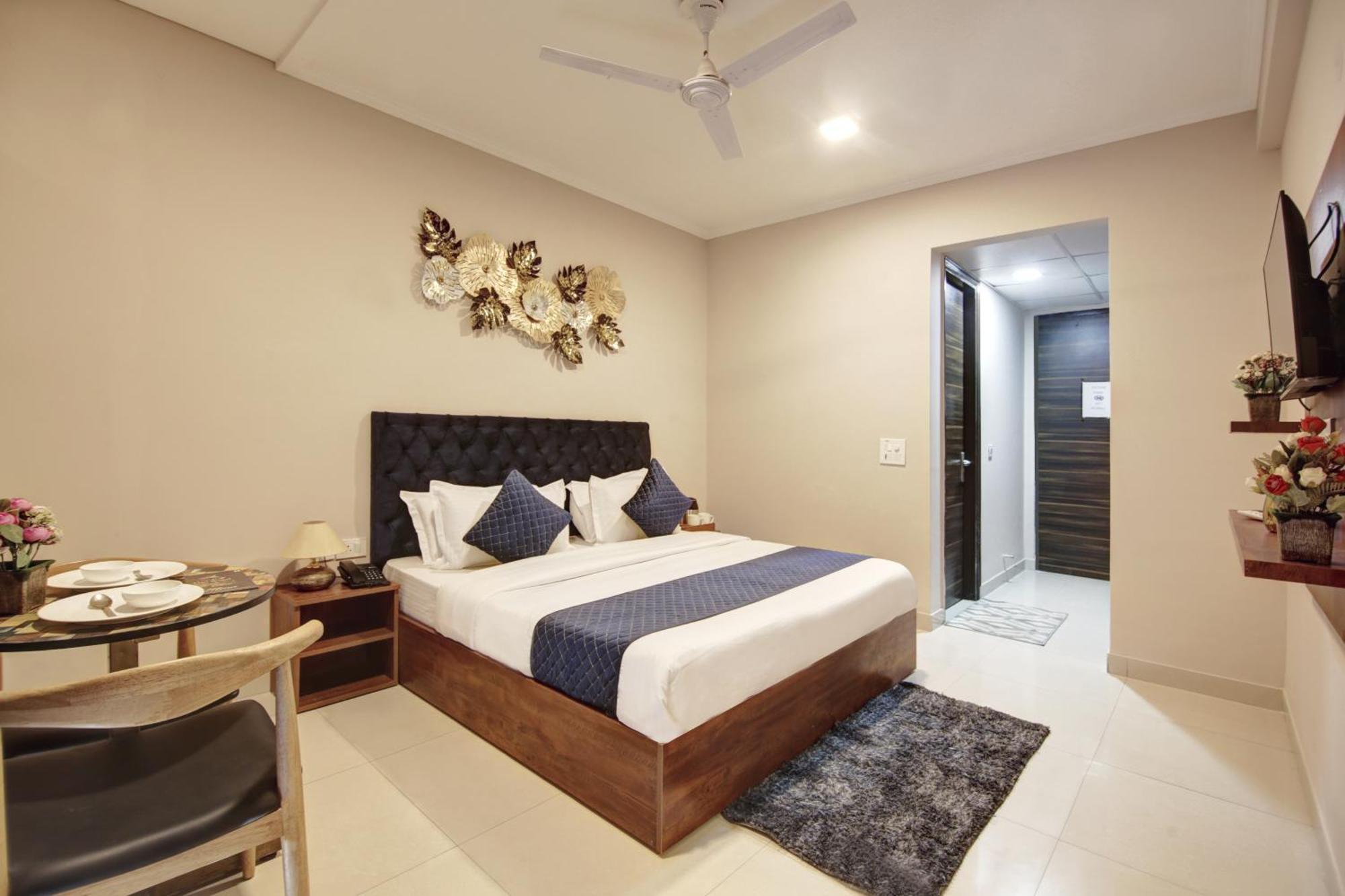 Limewood Stay - Executive Huda City Center 구르가온 외부 사진