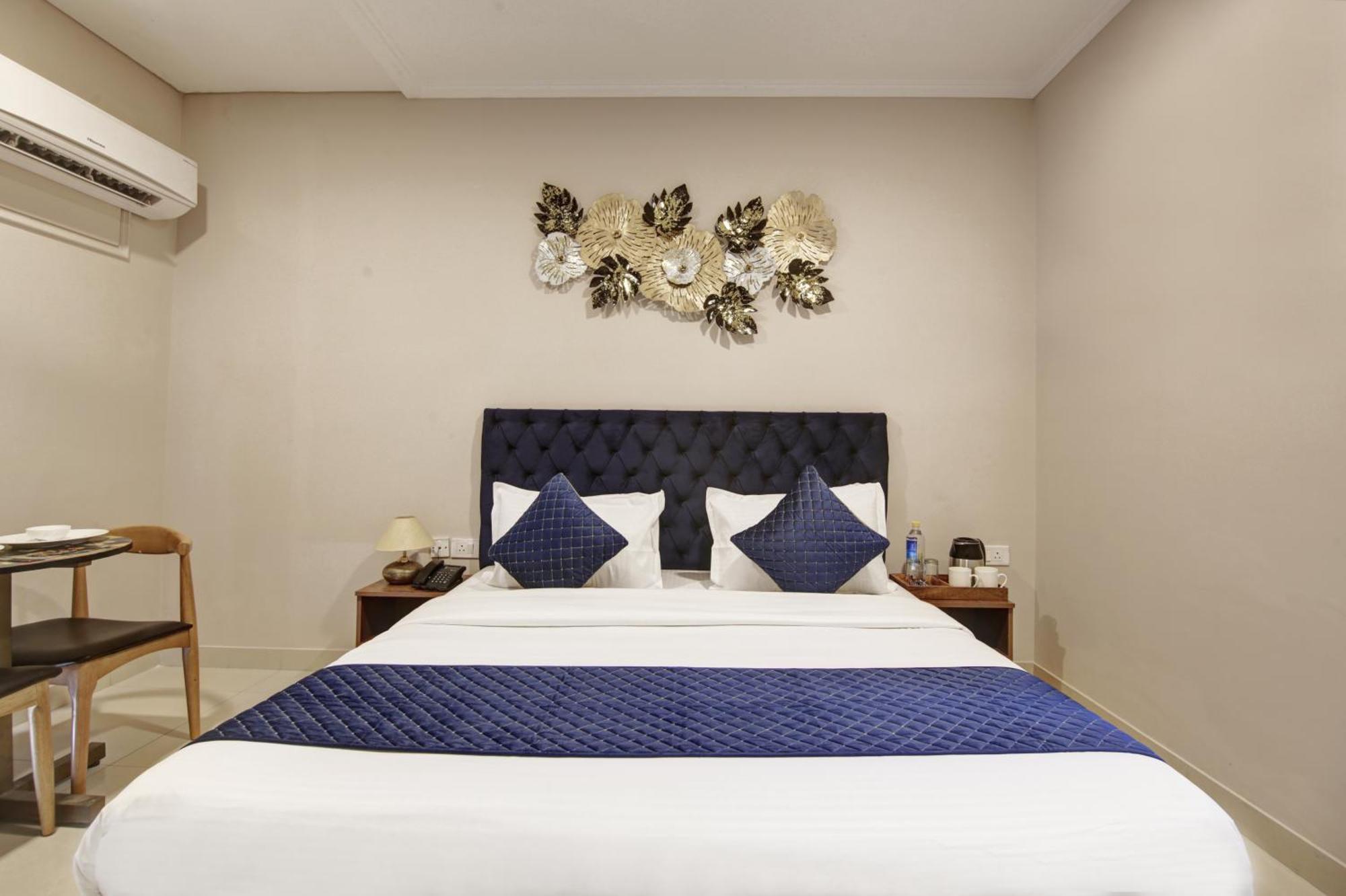 Limewood Stay - Executive Huda City Center 구르가온 외부 사진