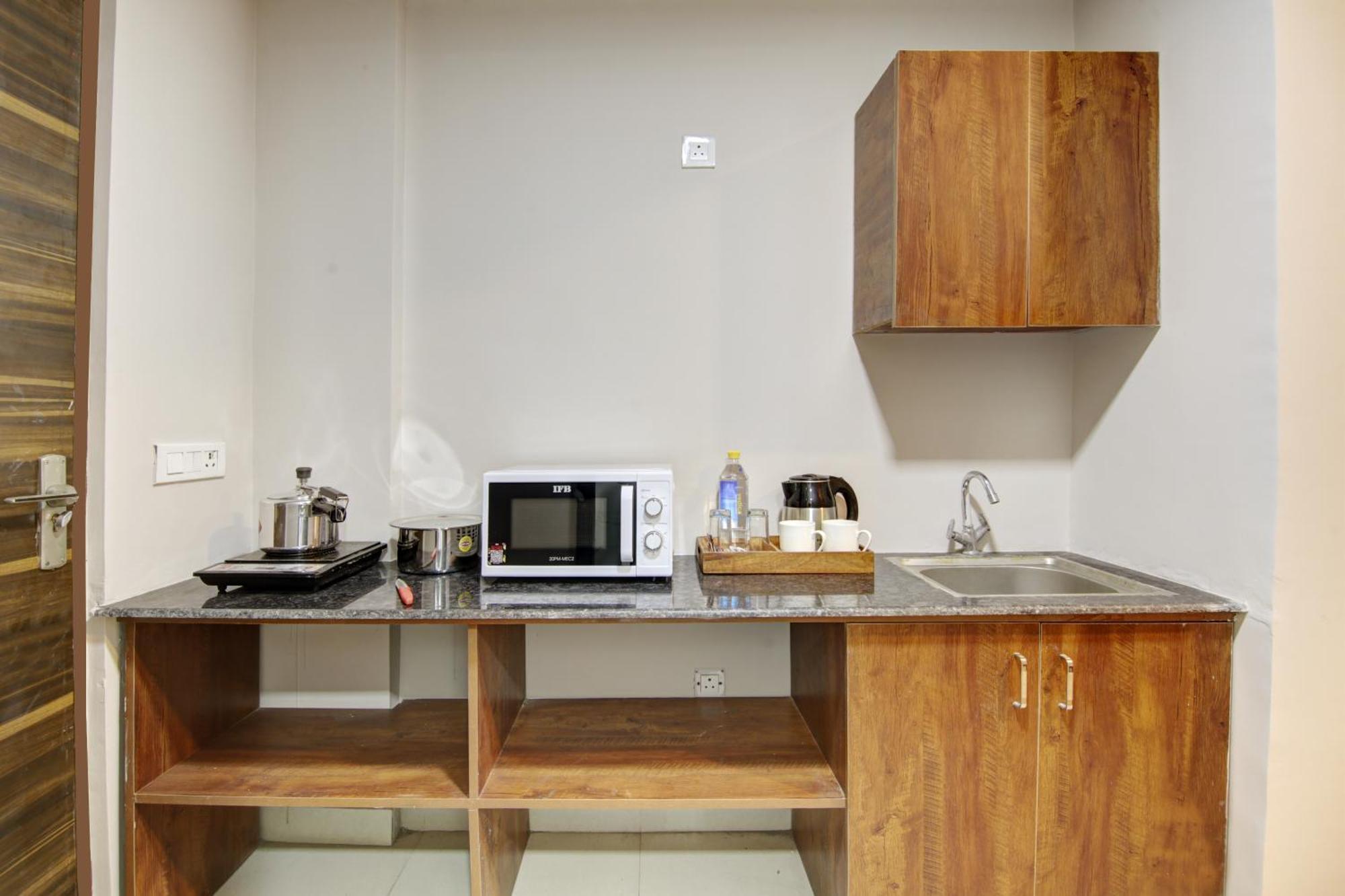 Limewood Stay - Executive Huda City Center 구르가온 외부 사진